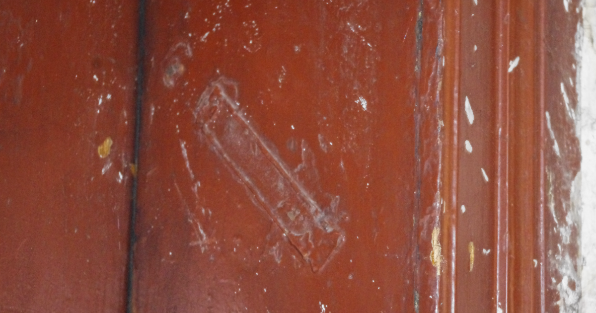 Doorpost Missing Mezuzah